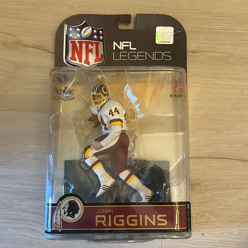 McFARLANE NFL LEGENDS WASHINGTON REDSKINS JOHN RIGGINS ACTION FIGURE SERIES 4